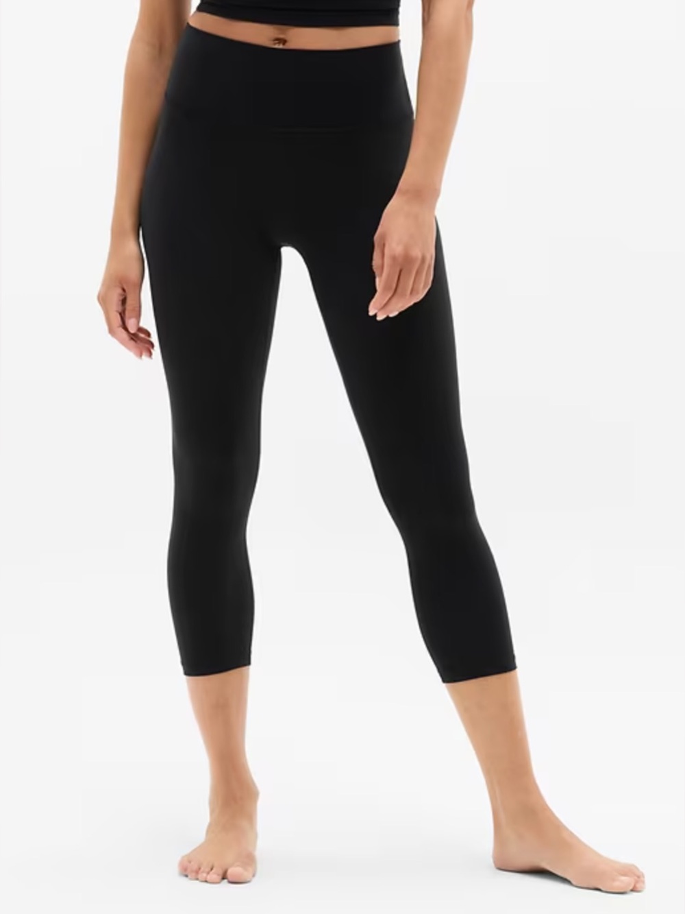ATHLETA Transcend High Rise Capri in Black